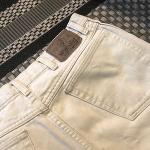 Wrangler high waisted paints